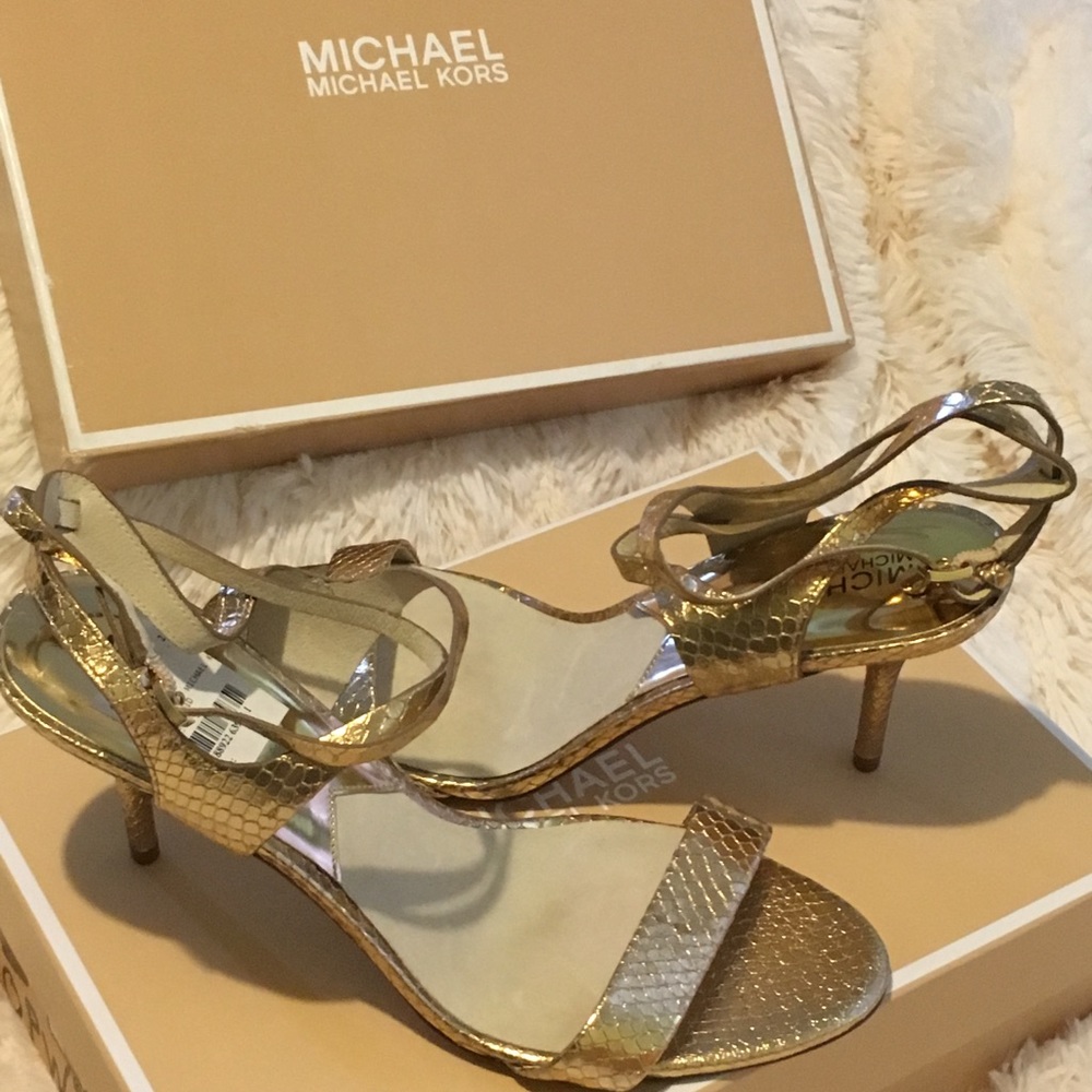 Michael Michael Kors Shoes/Kaylee Mid